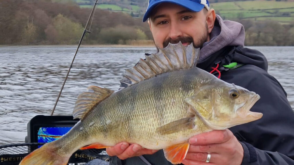 llangorse kayak fishing
